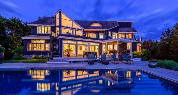 $10 Million New York Mansion With Unparalleled Bay Views - GTspirit